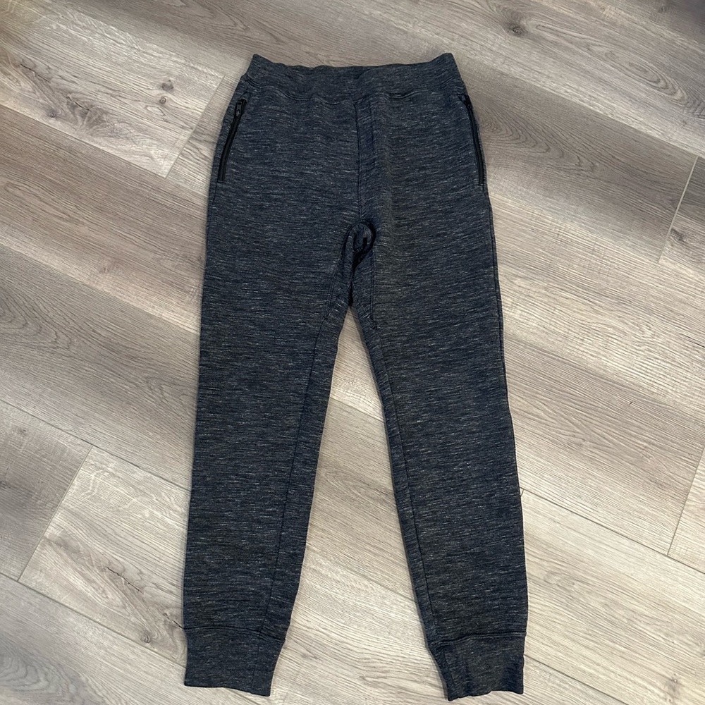 3/27$ Uniqlo Kids Grey Jogger Sweatpants with Zipper Pockets size 11-12Y (150)
